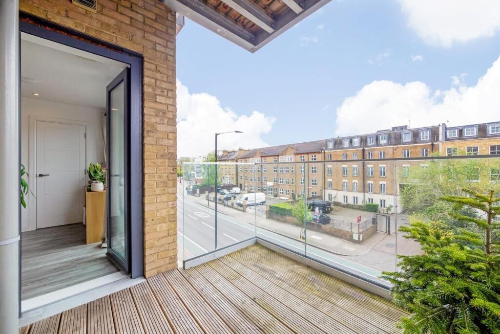 Apartment in London, Cossall Estate, Peckham - View 2