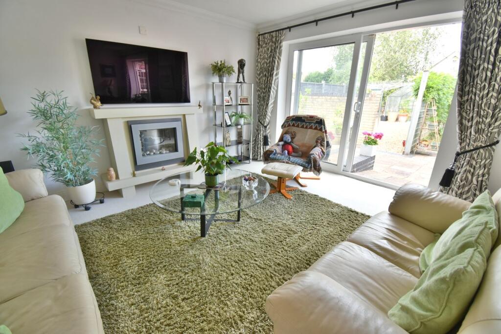 Winnards Close, West Parley, Ferndown, BH22 photo 5
