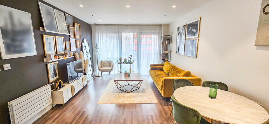 Main image of property: Canning Town, London, E16