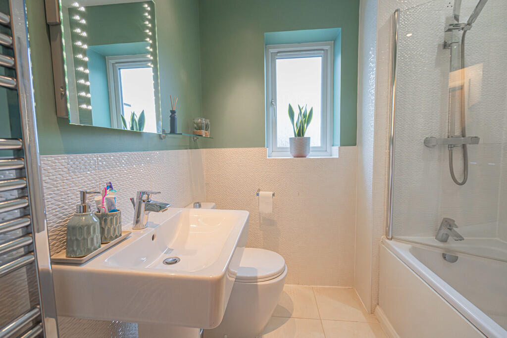 Additional image 24 of Belvedere Close