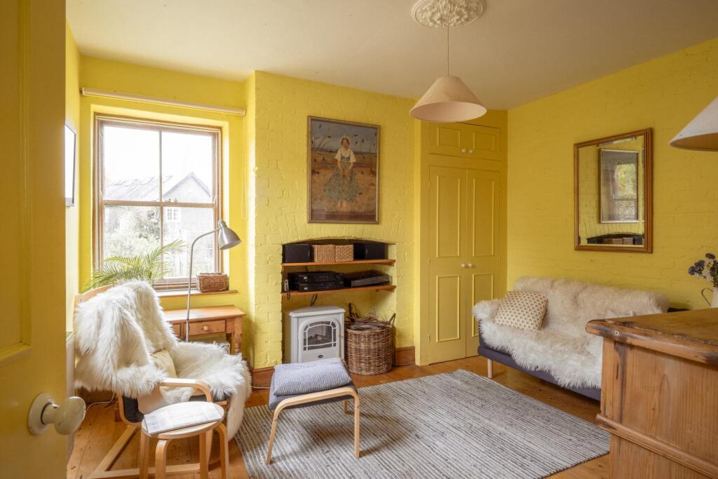 House in South Luffenham, Rutland - More