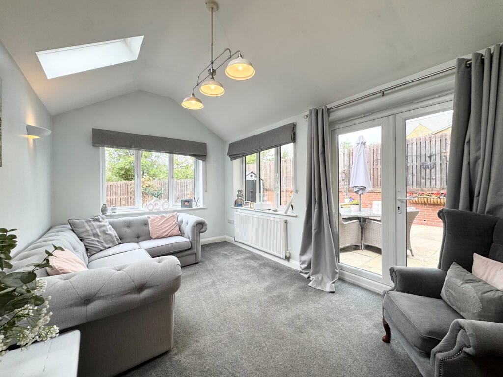 House in Sheffield, Little Wellthorne, Gunthwaite and Ingbirchworth - View 4