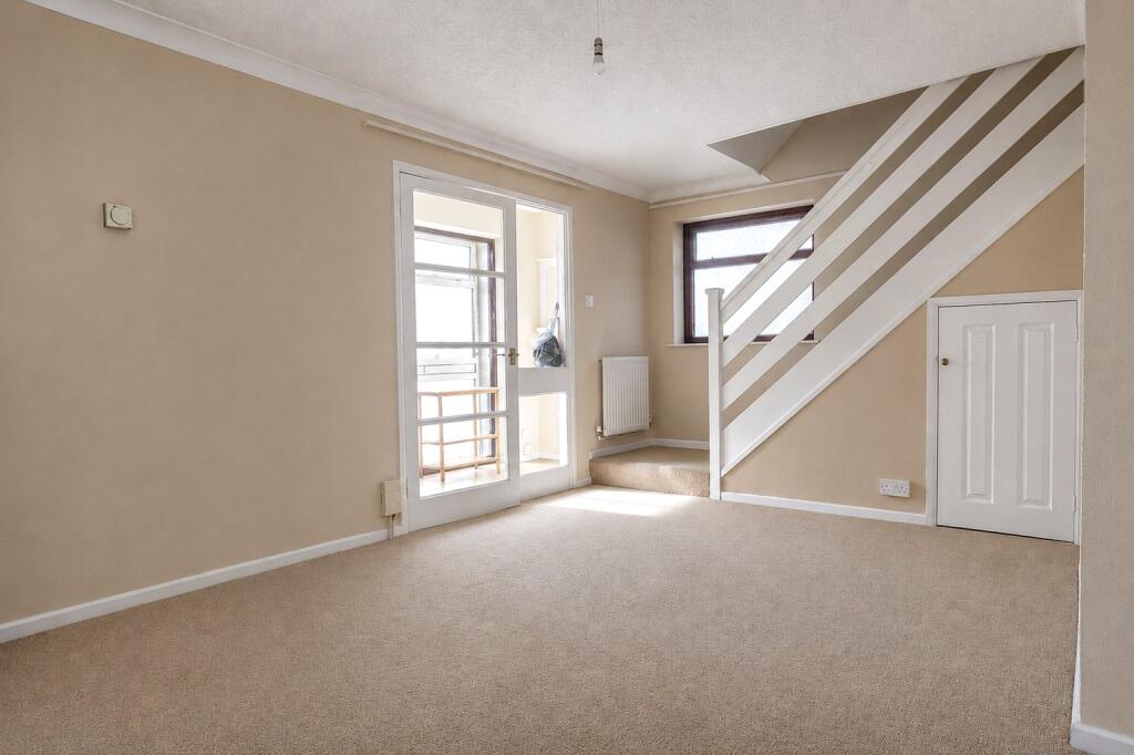 Wren Close, Flitwick, Bedfordshire, MK45 photo 2