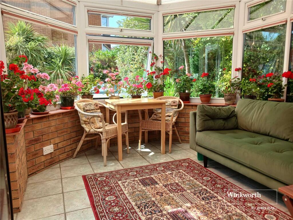 House in New Forest, Old Milton, New Milton - More