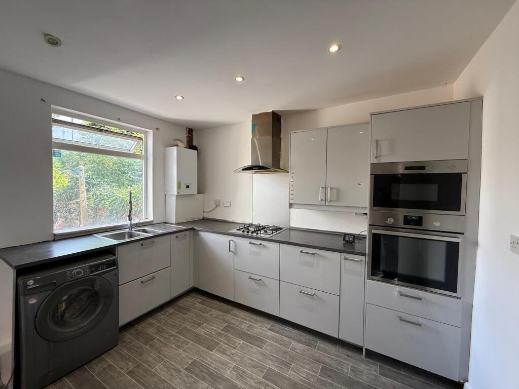 Main image of property: Vernon Road, Nottingham, NG6