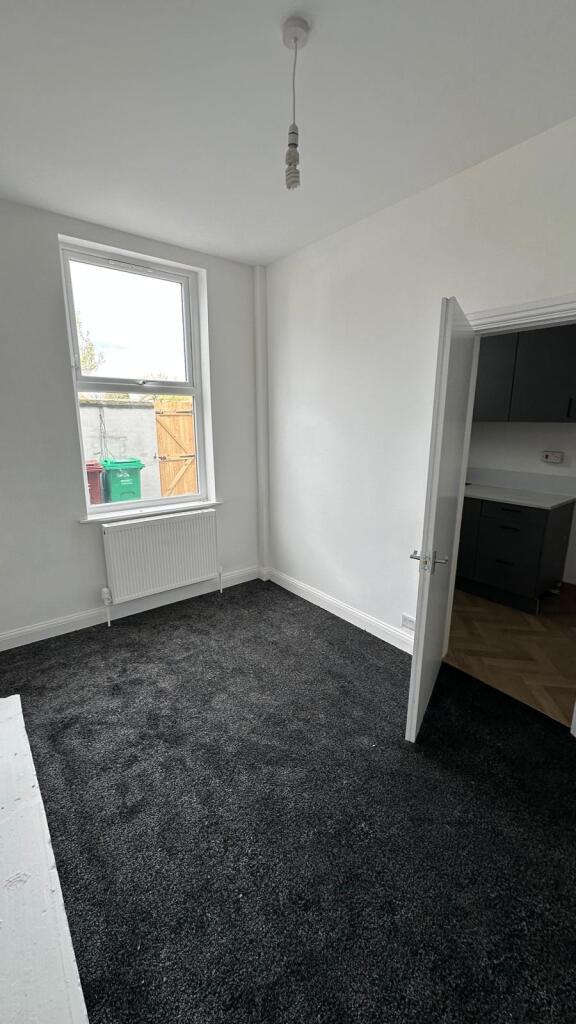 House in Manchester, Belle Vue - View 3