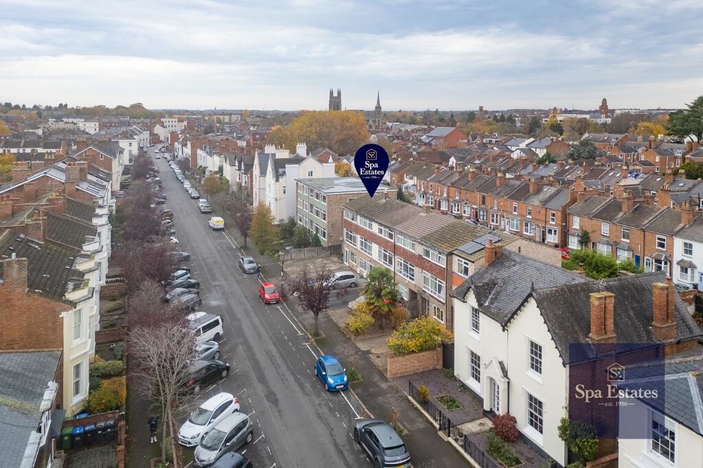 Russell Terrace, Leamington Spa, Warwickshire, CV31 photo 2