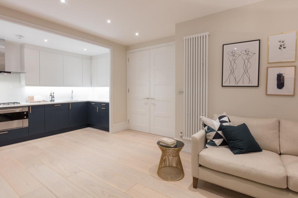 Apartment in London - More