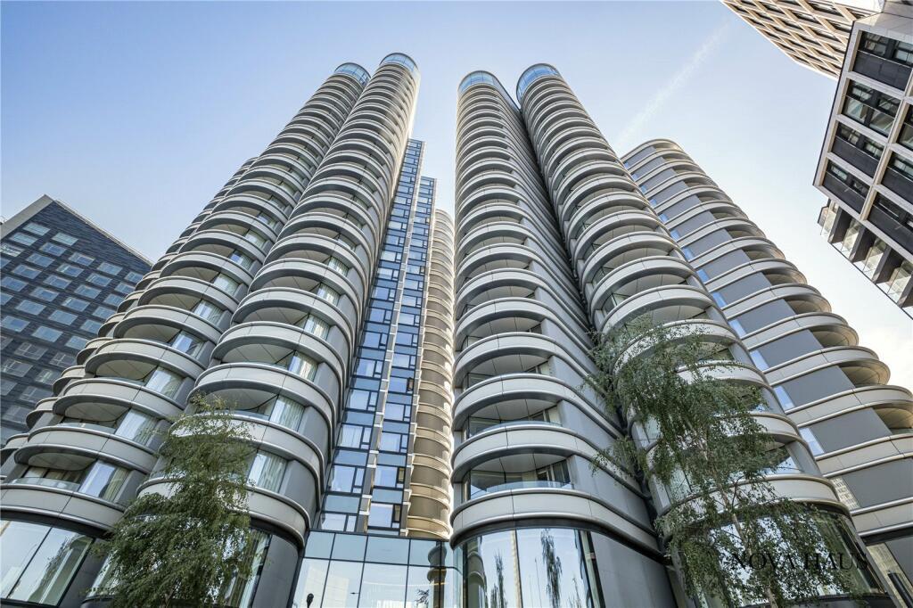 1-bed flat on The Corniche, Albert Embankment, SE1, £550,000