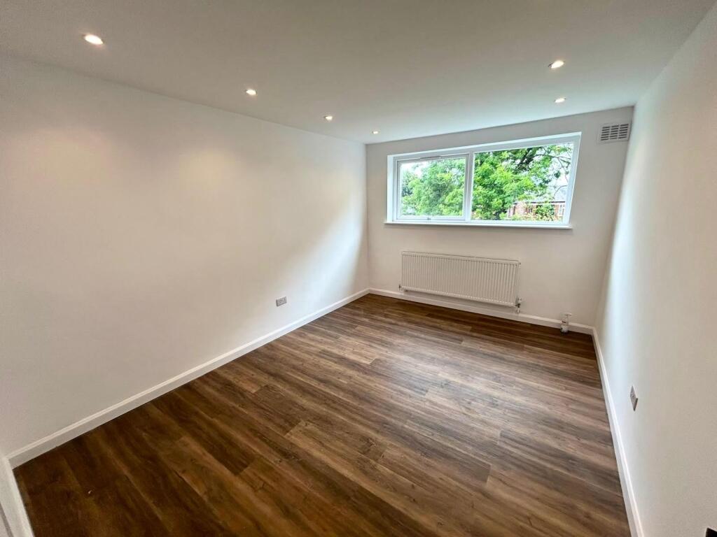 Apartment in Manchester, Greater Manchester - View 5
