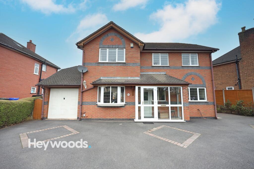 4-bed detached on The Avenue, Hartshill, Stoke on Trent, £360,000