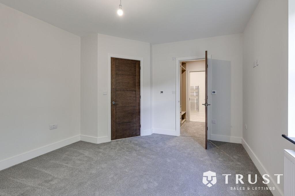 Additional image 27 of West Lane, Gomersal, BD19