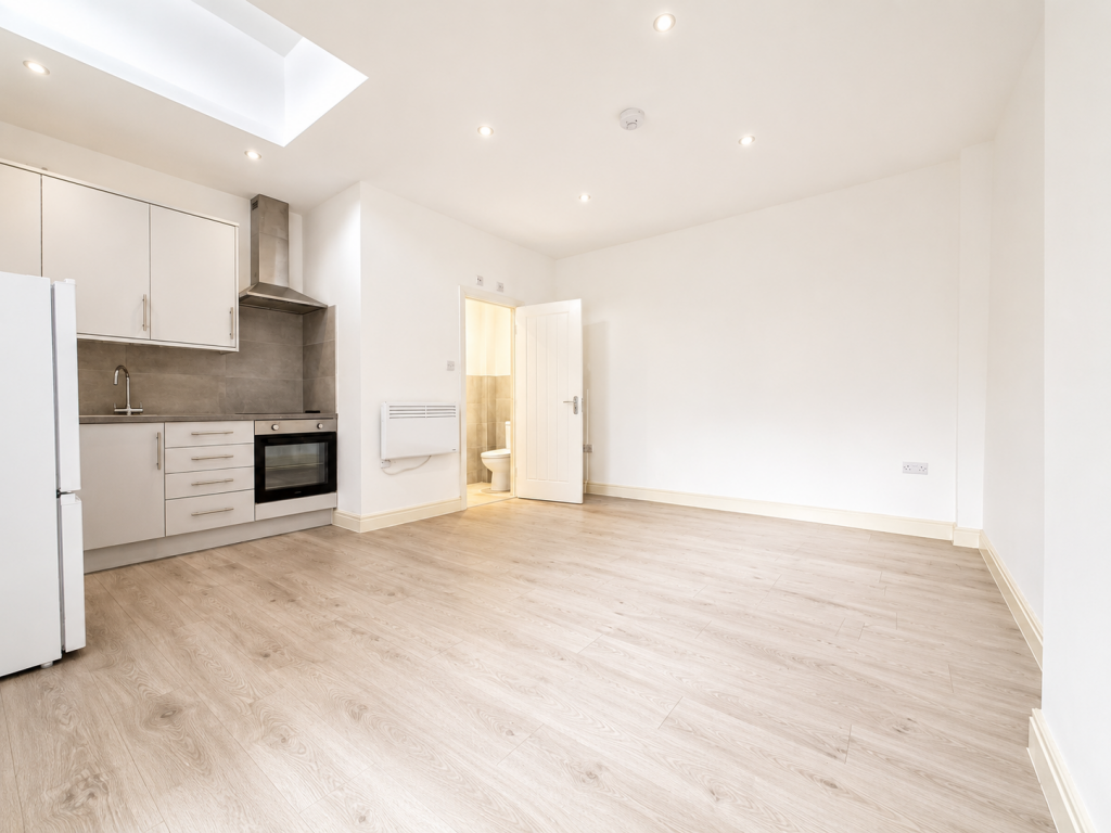 Studio flat for rent