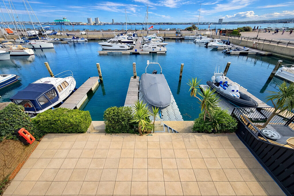 Main image of property: Velsheda Court, Hythe, Southampton