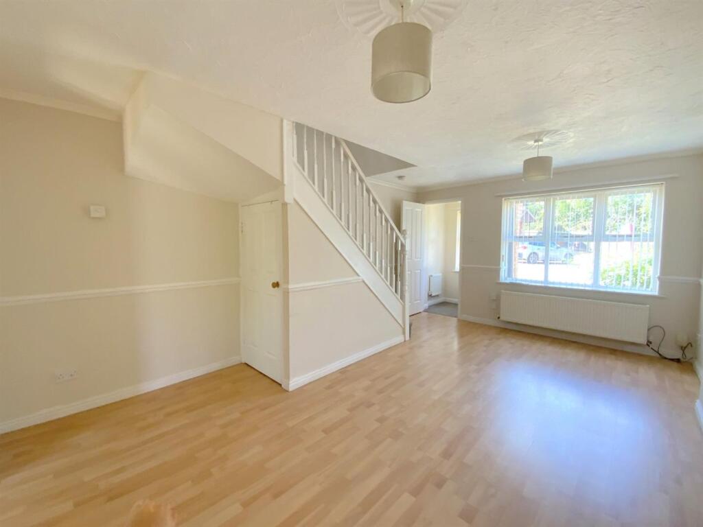 House in Grimsby, Little Coates, Grange - View 2