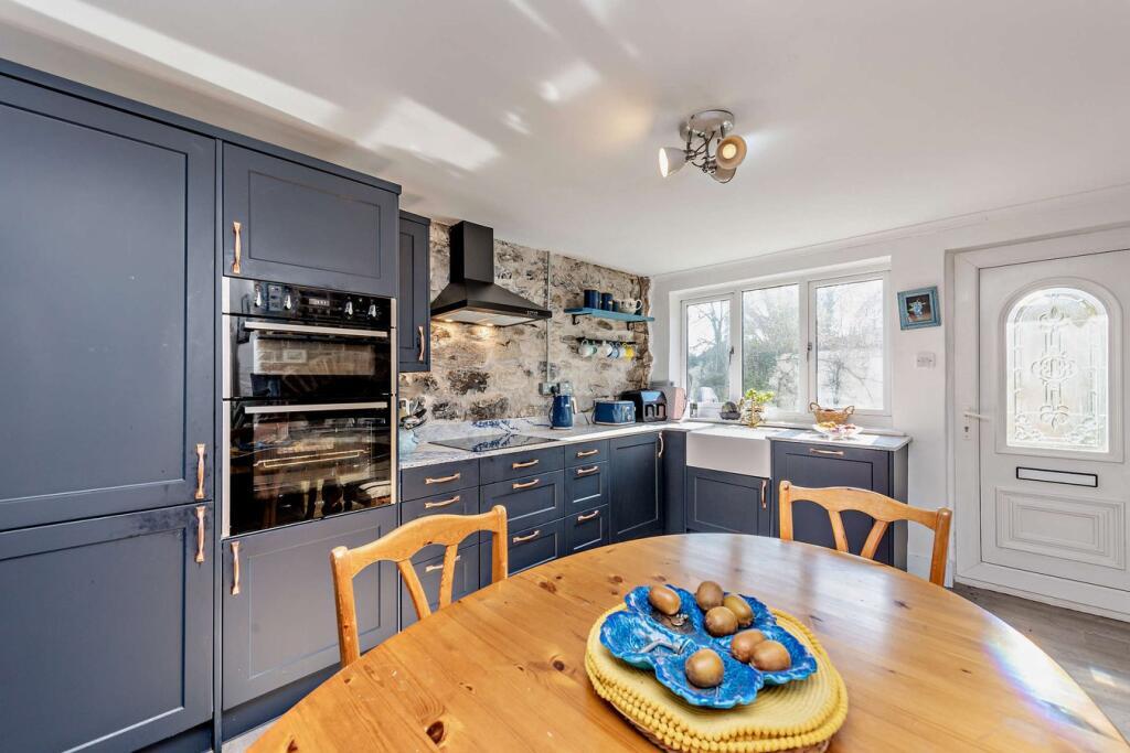 Bwthyn Briallu, Brynford Road, Milwr, Flintshire photo 5