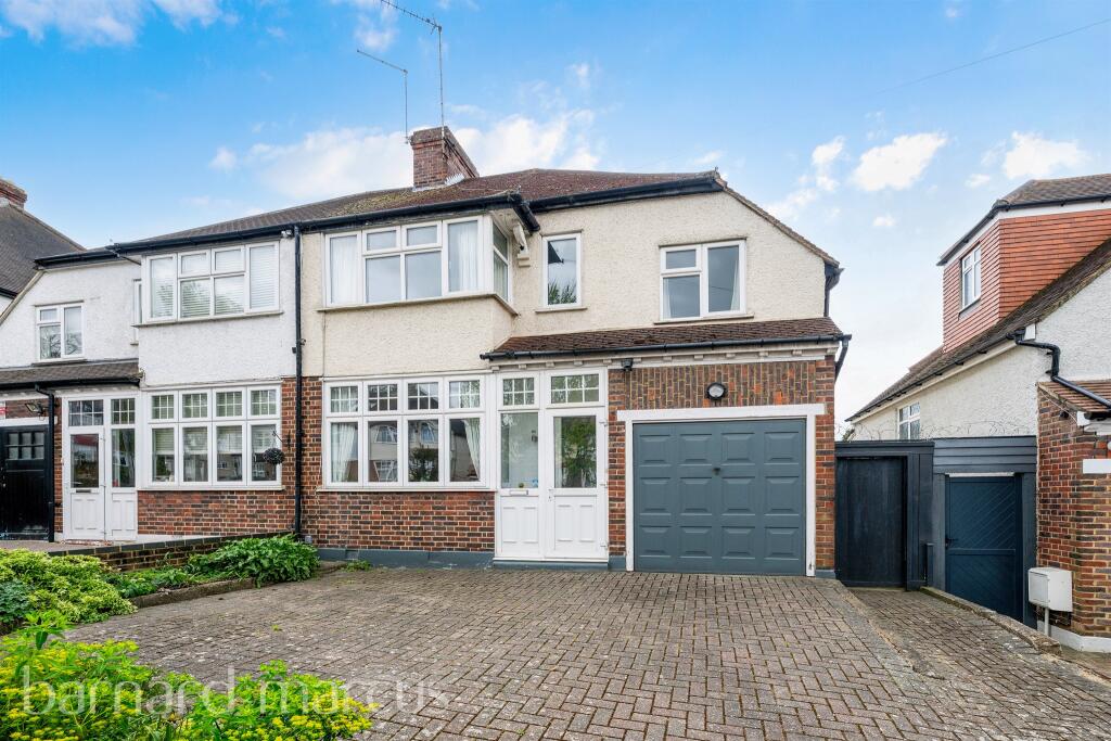 Main image of property: Queenswood Avenue, Wallington