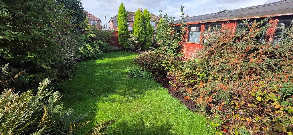 3, Fairview Drive, Marple, Stockport photo 3