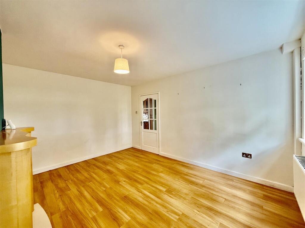 House in Newcastle upon Tyne - View 5