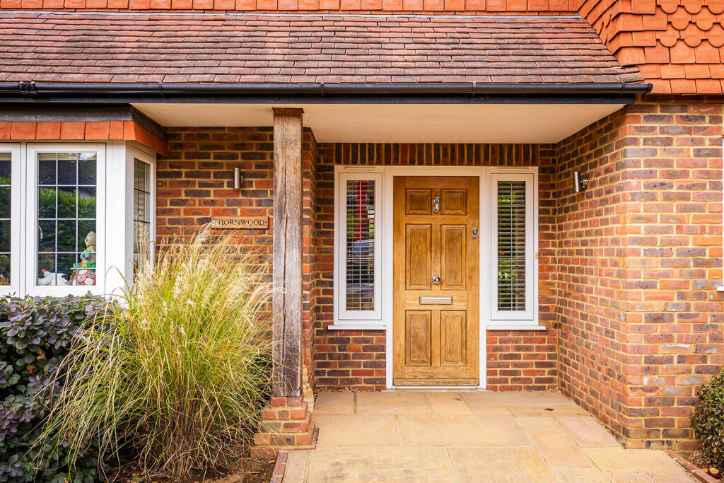 House in Guildford - View 5