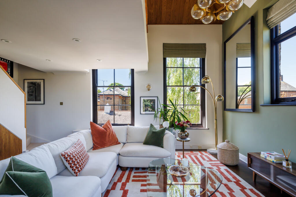 Main image of property: King George Square, London TW10