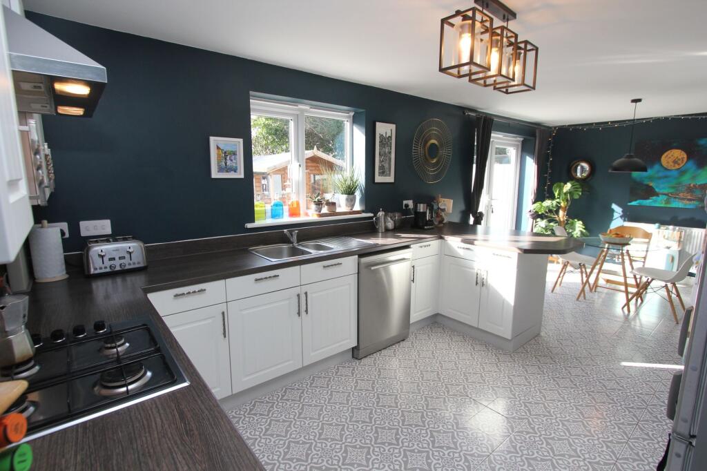 Plasnewydd Walk, Llantwit Major, CF61 - View 3