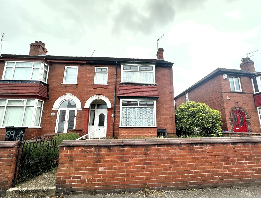 Main image of property: 71 Littlemoor Lane, Doncaster DN4 0LQ