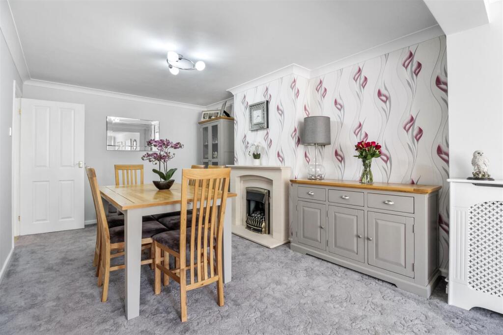 House in Worthing, West Sussex - View 4