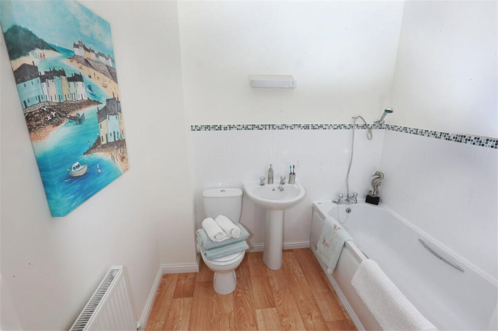 House in Corby, North Northamptonshire - View 5