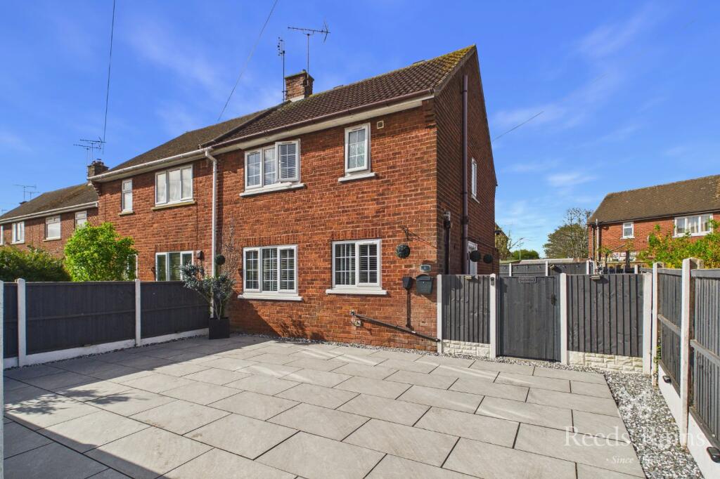 Main image of property: Lindrick Close, Carlton-in-Lindrick, Worksop, Nottinghamshire, S81