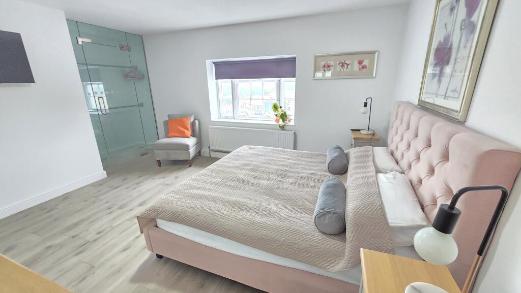Apartment in Sheffield - View 4