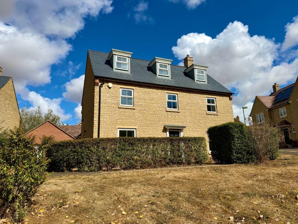 Main image of property: Gilligans Way, Faringdon, SN7