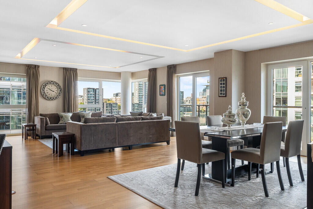 Main image of property: Spinnaker House, Battersea Reach