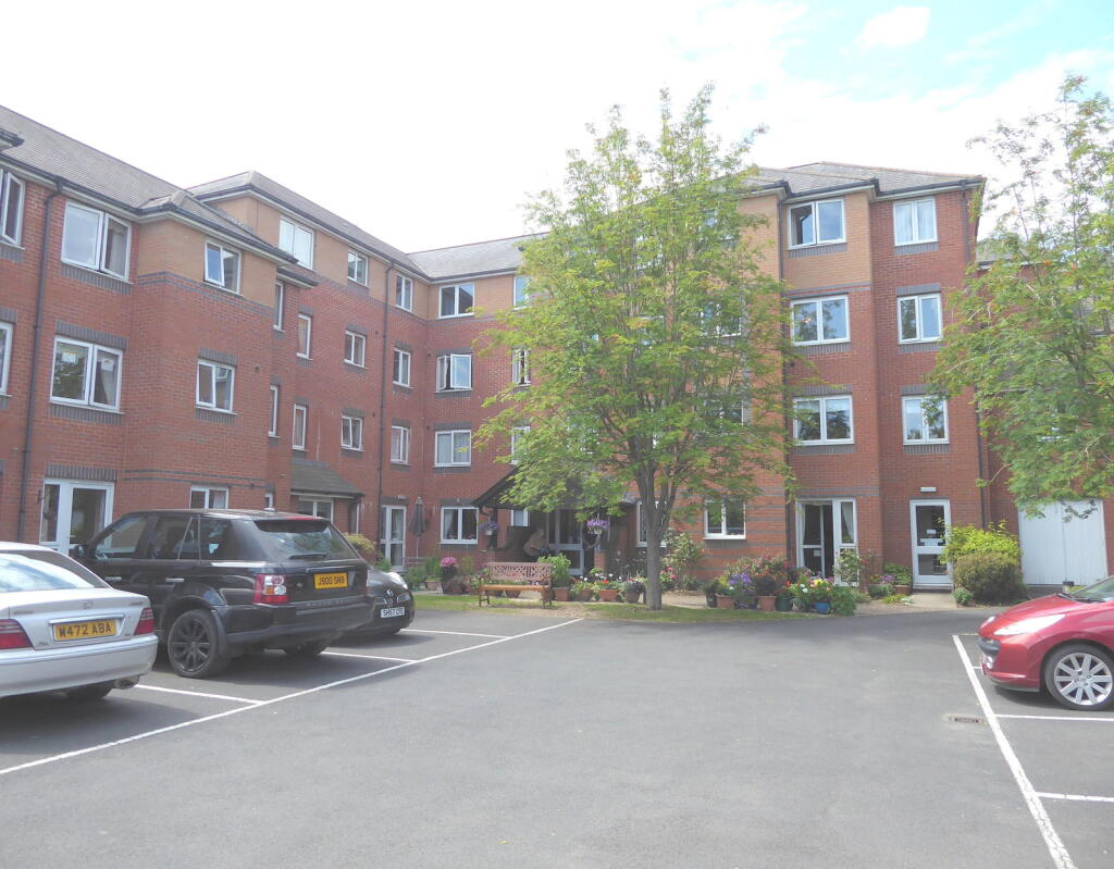 Main image of property: Britannia Road, Banbury, OX16 5EZ