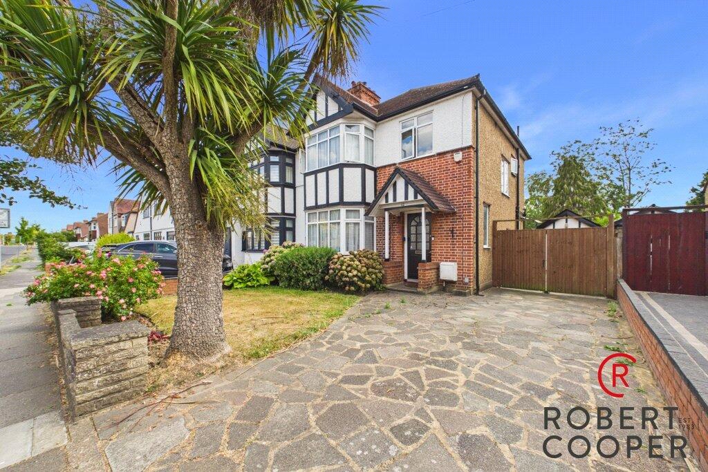 Main image of property: North View, Pinner, HA5