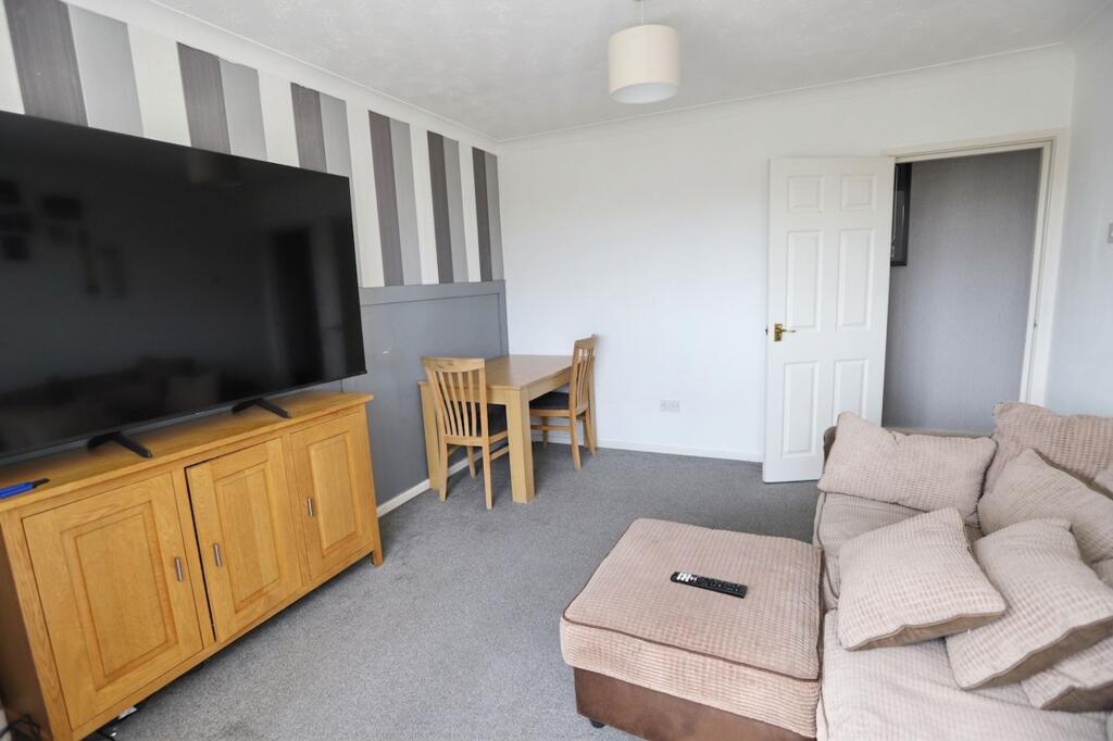 Apartment in Bury, Greater Manchester - View 4