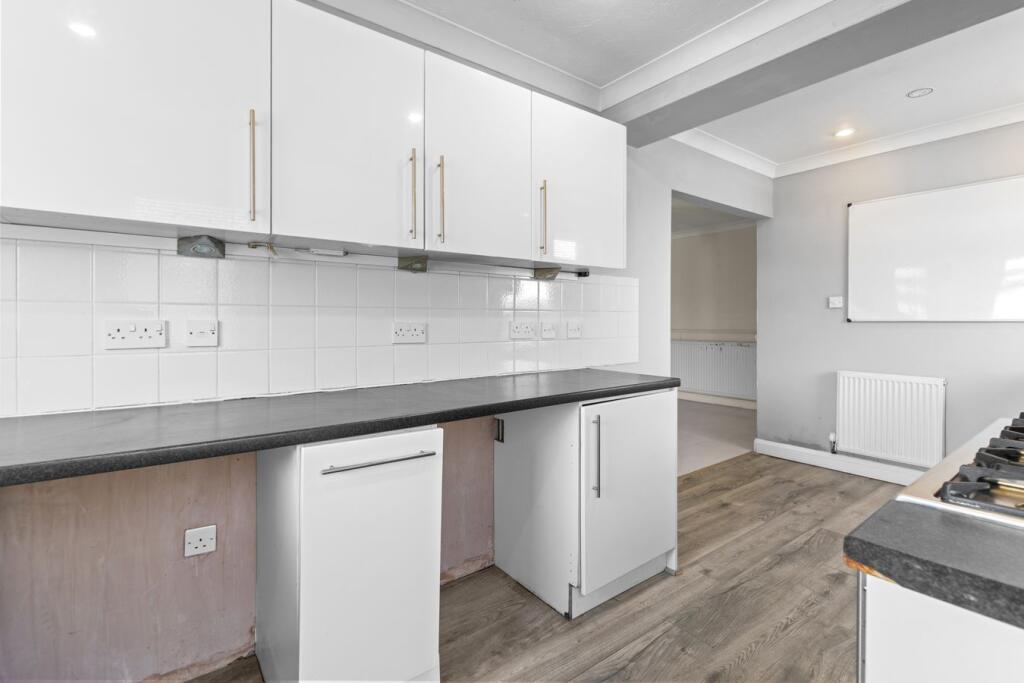 House in Eastbourne, East Sussex - View 4