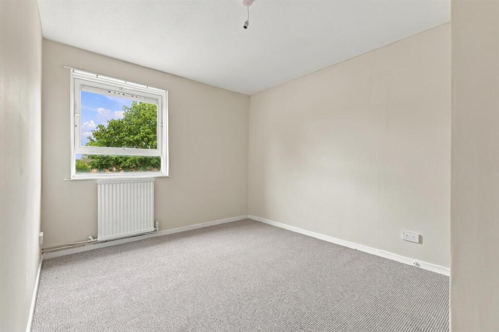 House in London - View 5
