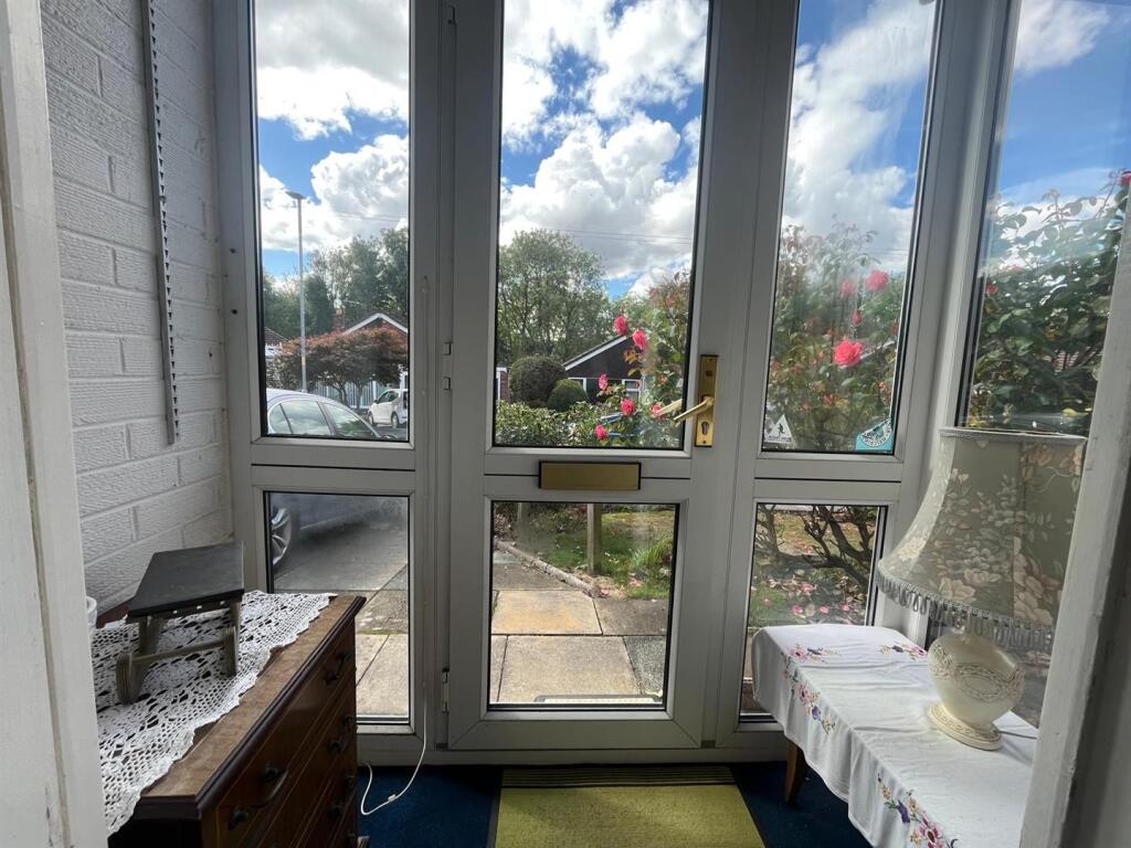 House in Tameside, Greater Manchester - View 4