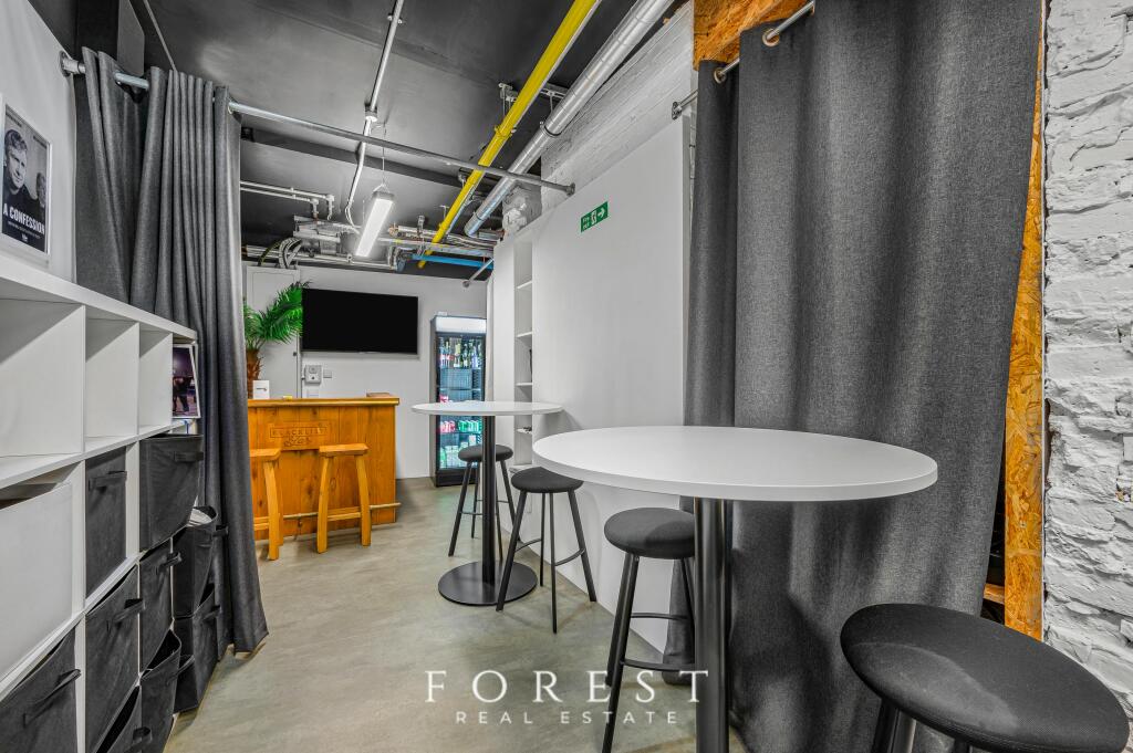 office 4.jpg