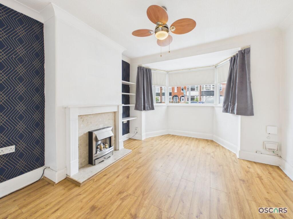 House in Hull - View 2