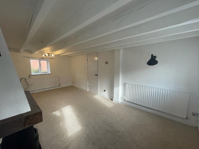 House in Dudley - View 4