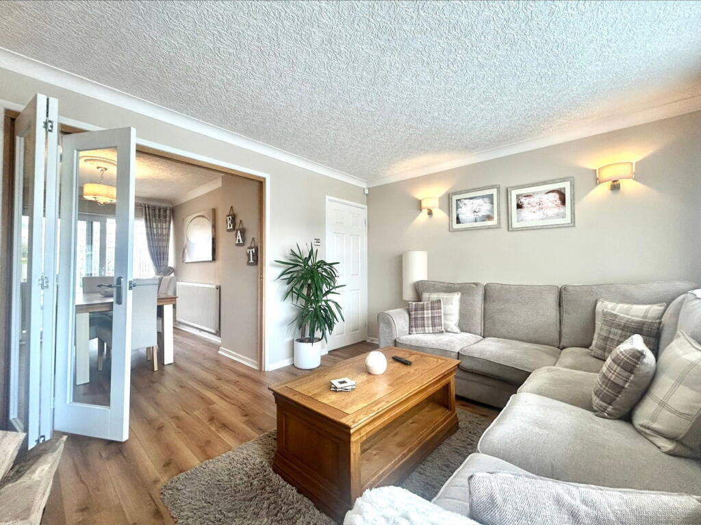 Sunningdale Drive, Tividale photo 4