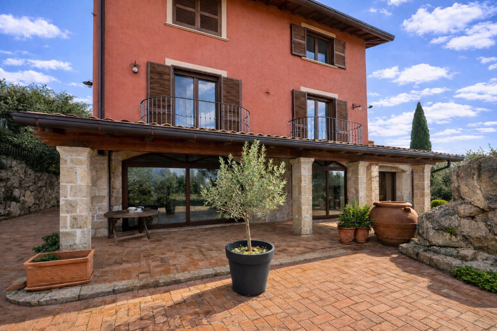Main image of property: Sora, Frosinone, Lazio