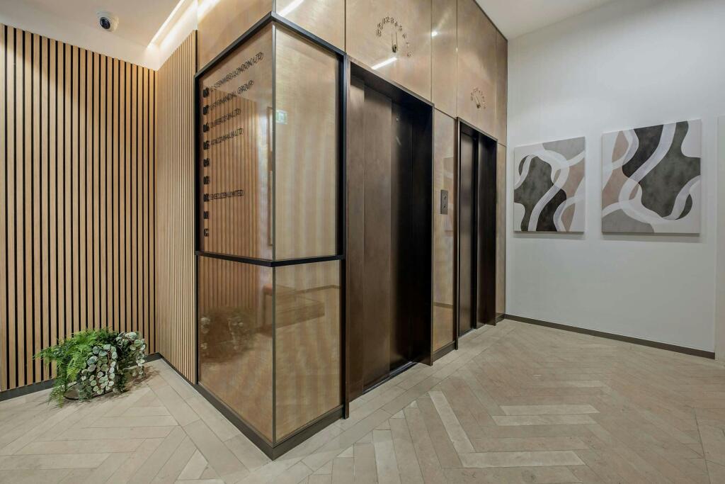 8558429interior20800.jpg
