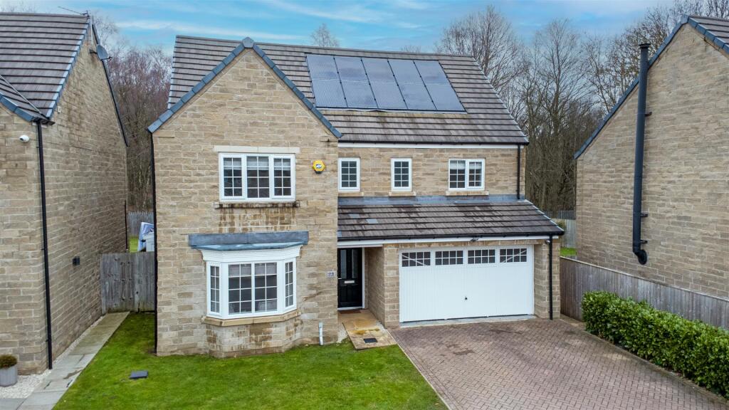 Main image of property: Patch Wood Court, Newmillerdam, Wakefield, WF2 6TX