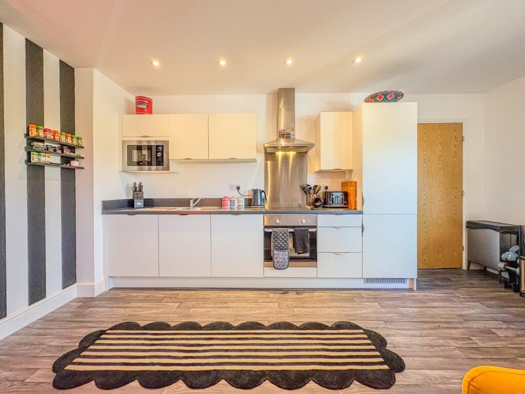 Boulevard View, Whitchurch Lane, Bristol, BS14 0TN