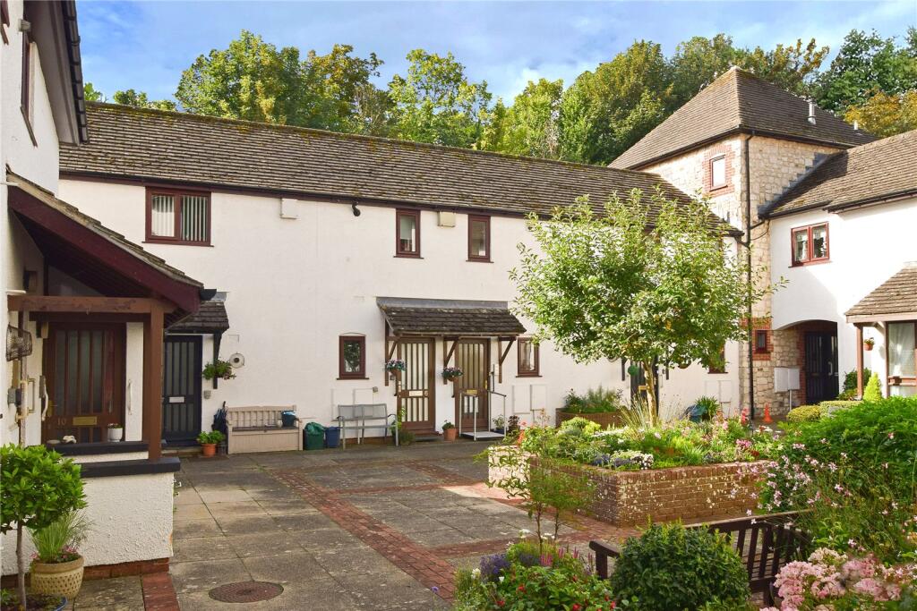 1-bed flat on Barnards Farm, Beer, Seaton, Devon, £123,500