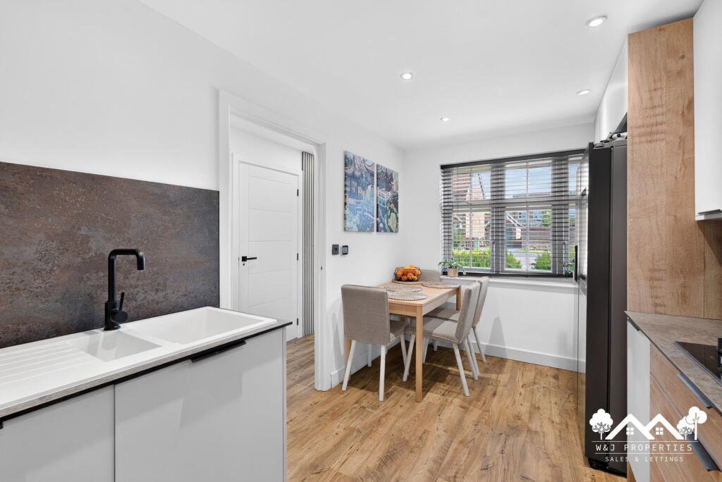 House in Preston - View 4