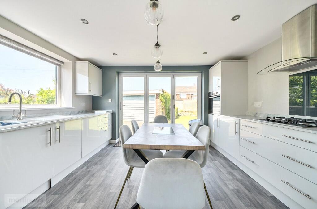 House in Ribble Valley, Mellor - View 2
